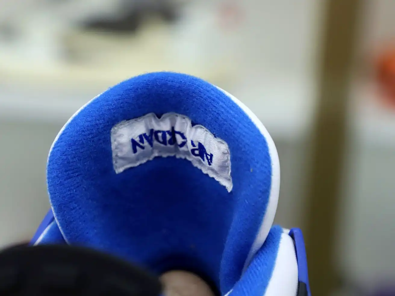 AIR JORDAN 4 RETRO MOTORSPORTS
