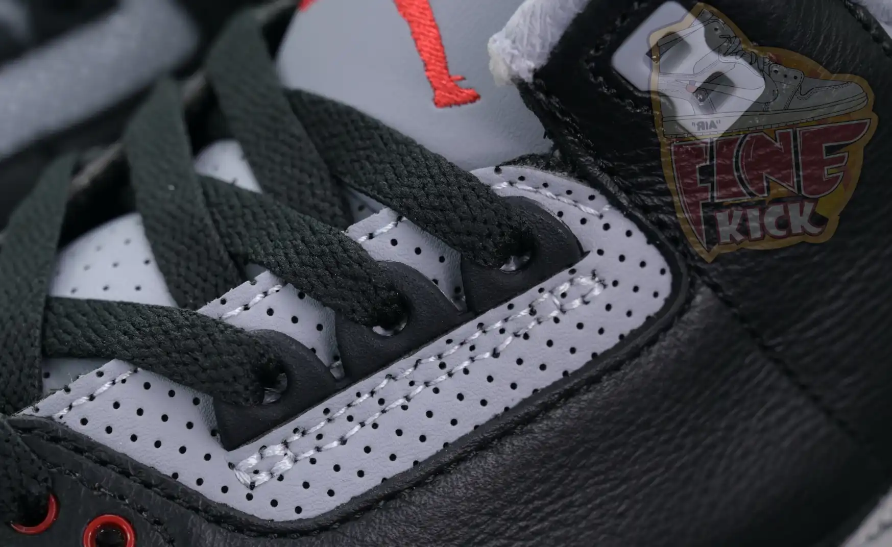 Air Jordan 3“Black Cement Reimagined”