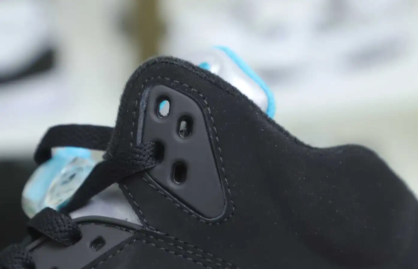 AIR JORDAN 5 