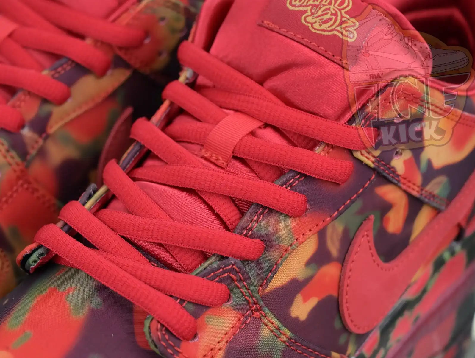 hype The Wizard of Oz x Nike SBDunk Low“Ruby Slipper”