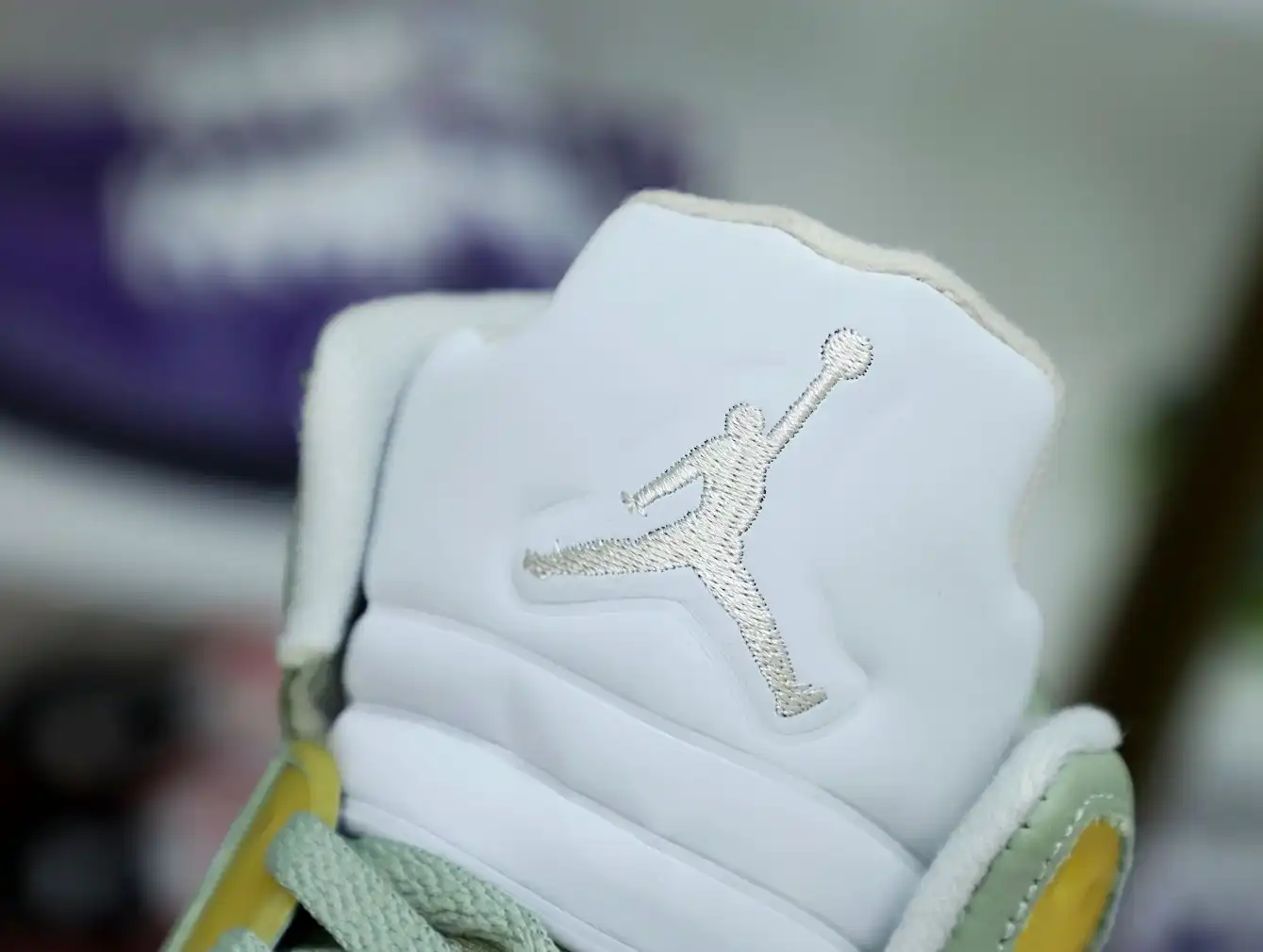 AIR JORDAN 5 