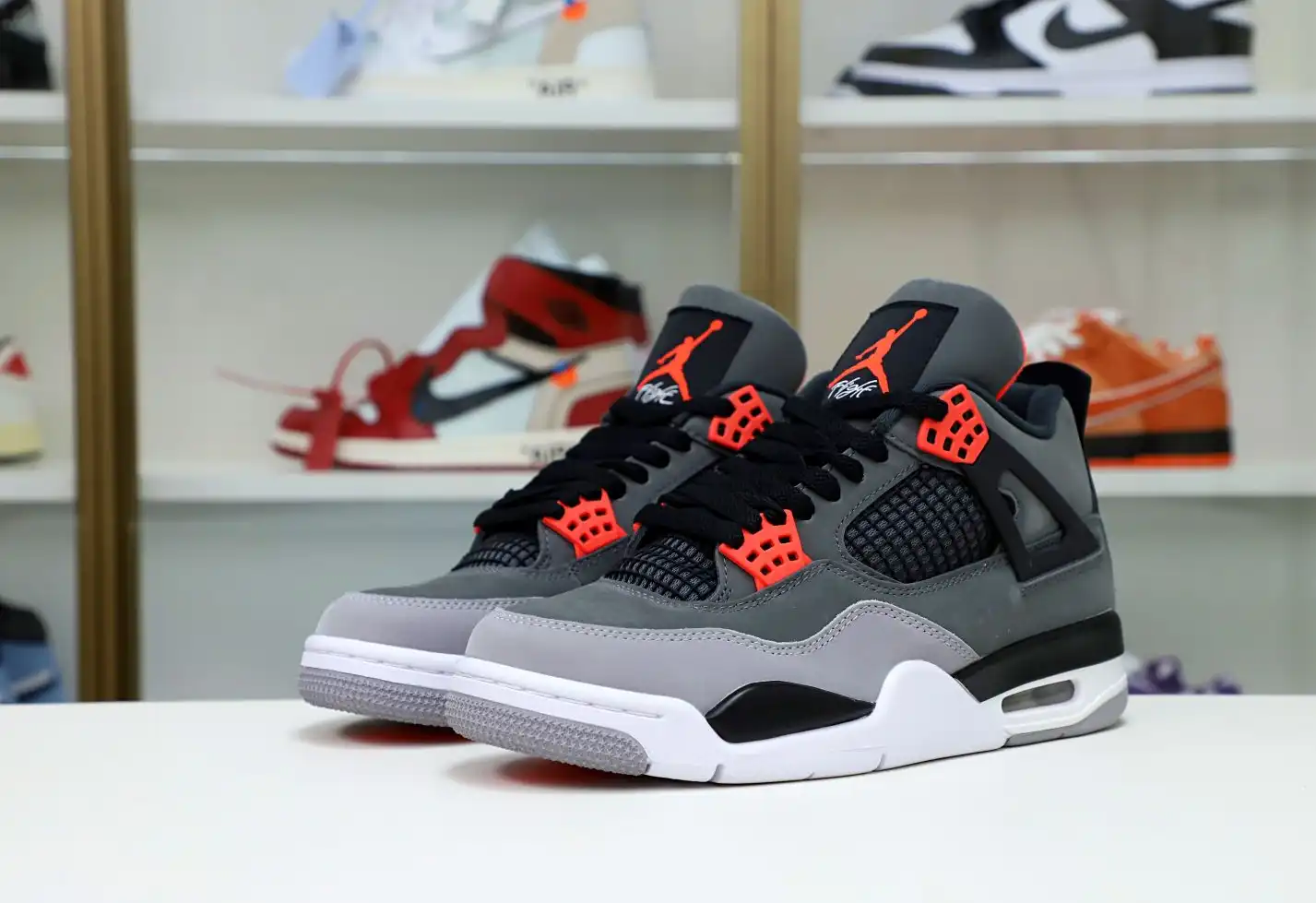 AIR JORDAN 4 INFRARED