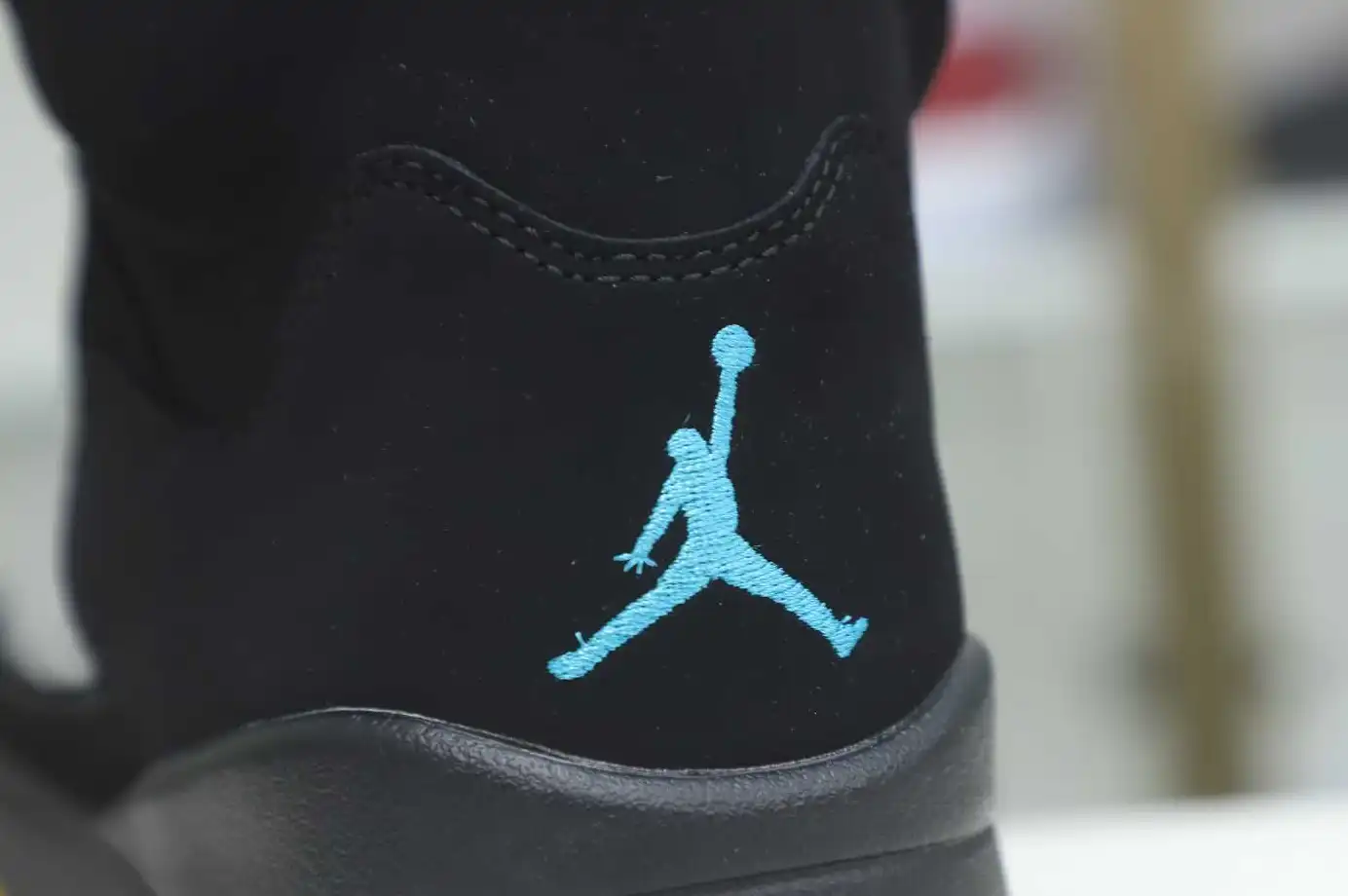 AIR JORDAN 5 