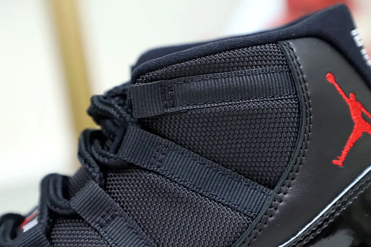 AIR JORDAN 11 RETRO 'BRED' 2019