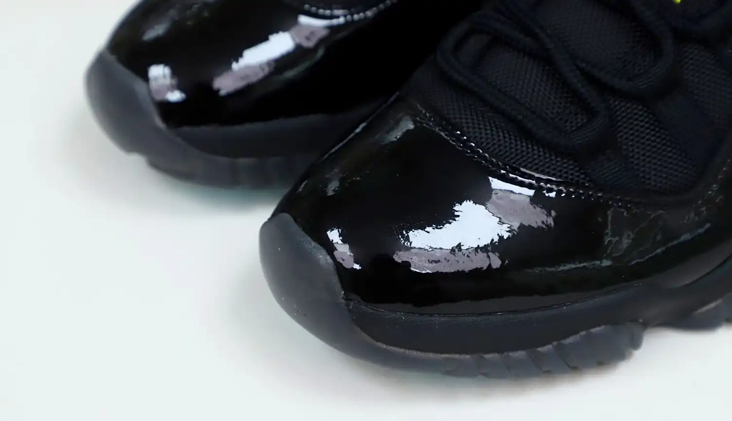 AIR JORDAN 11 RETRO GAMMA BLUE