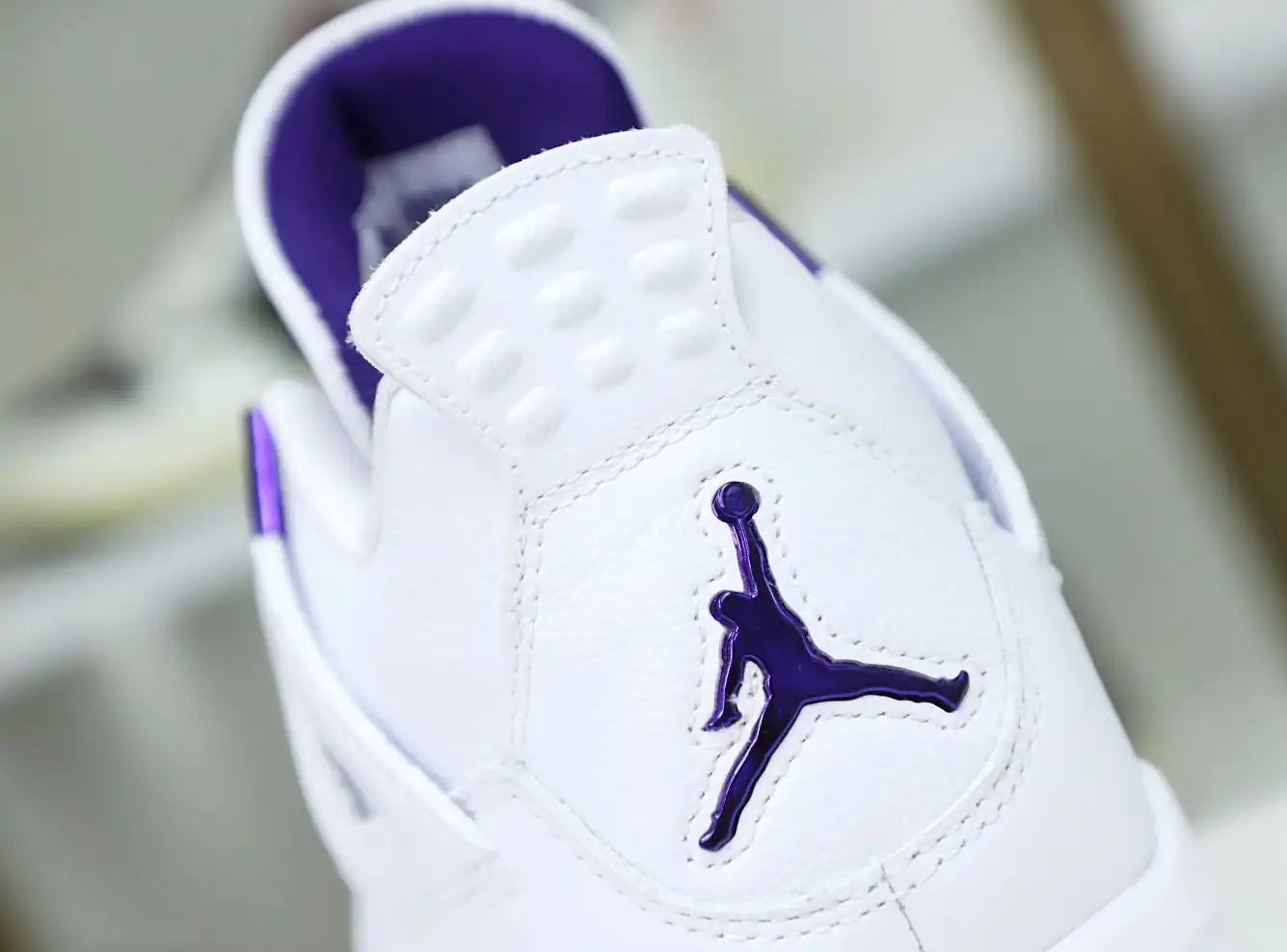 AIR JORDAN 4 PURPLE METALLIC