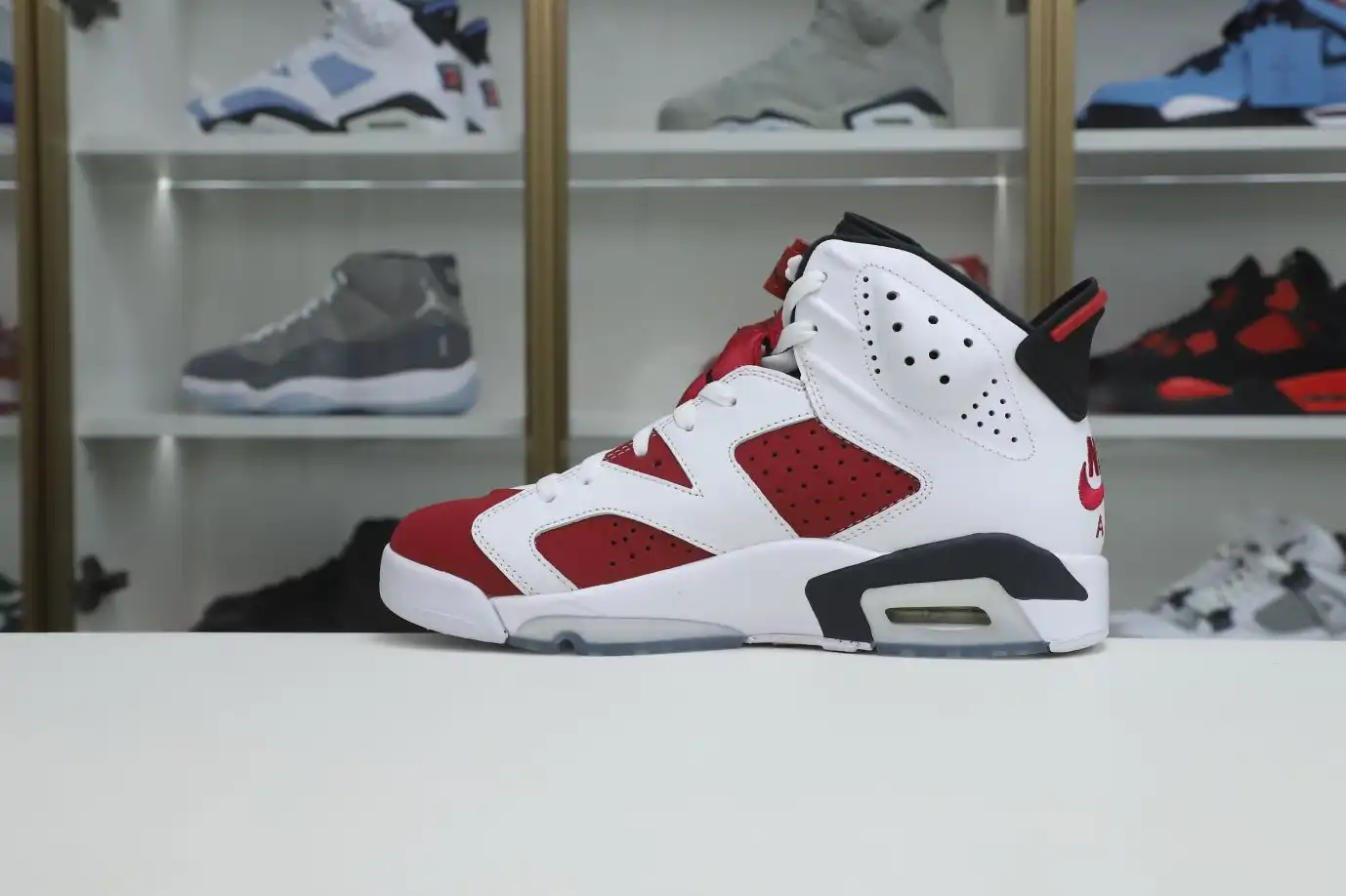 AIR JORDAN 6 RETRO OG 'CARMINE' 2021