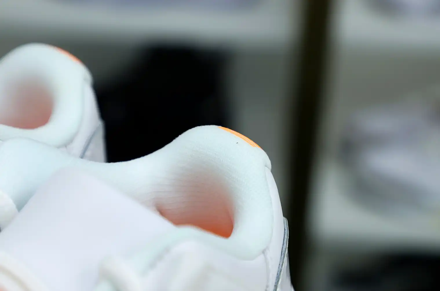 WMNS AIR JORDAN 11 RETRO LOW 'BRIGHT CITRUS'