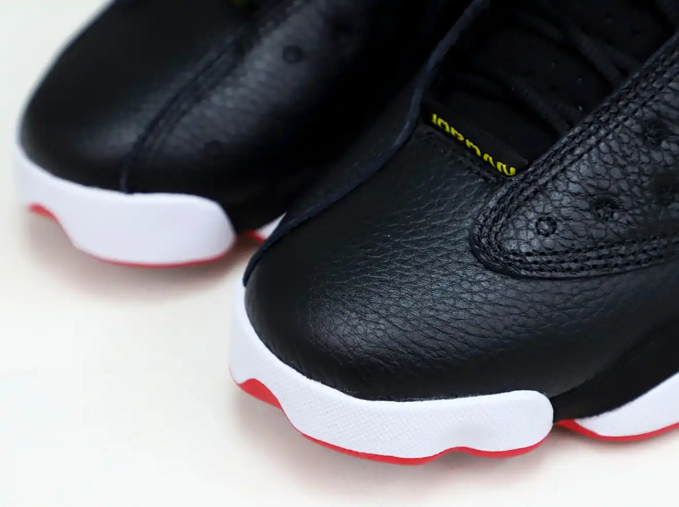 Air Jordan 13 Retro Playoffs(2011)
