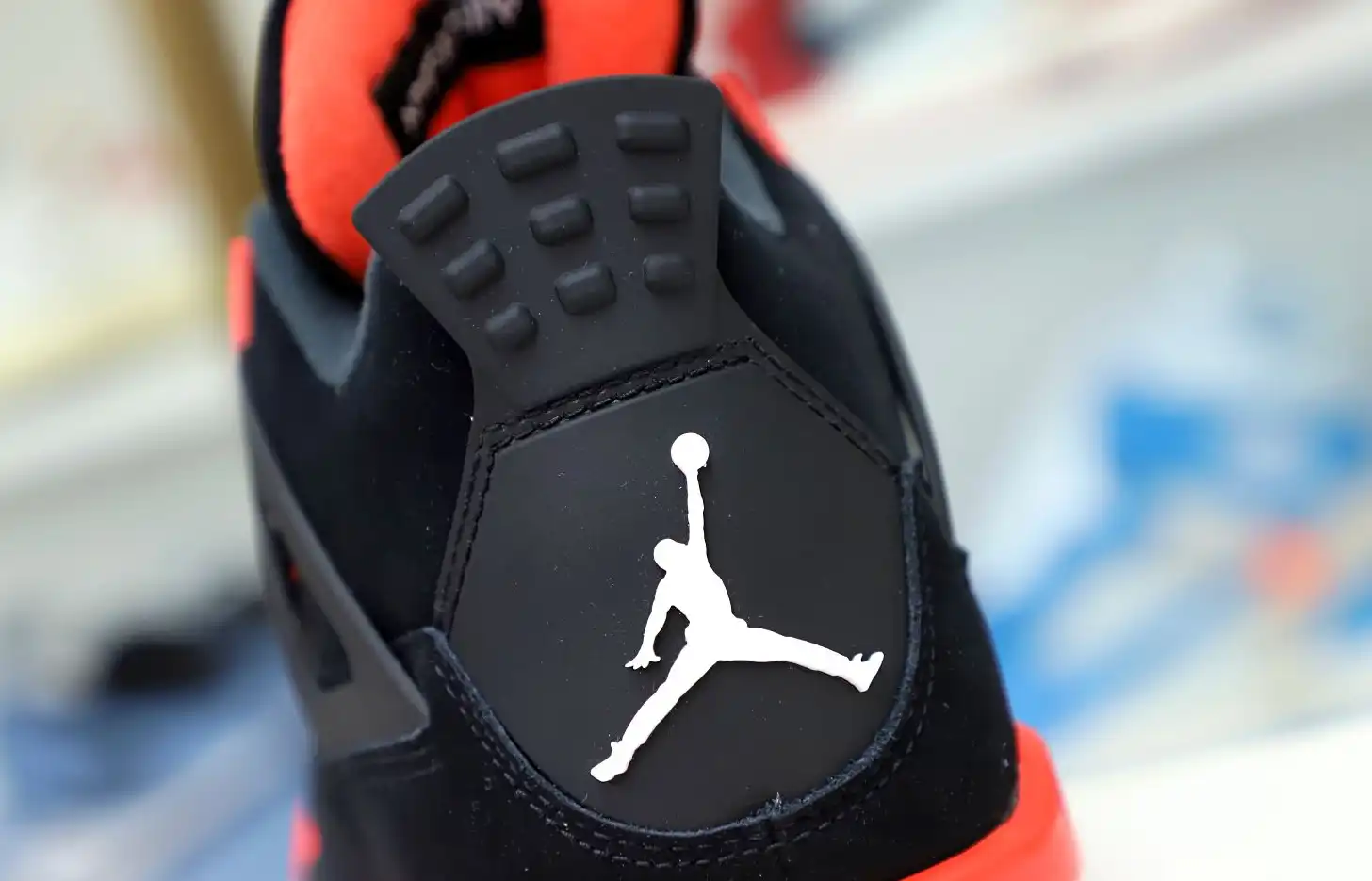AIR JORDAN 4 RETRO 'RED THUNDER'