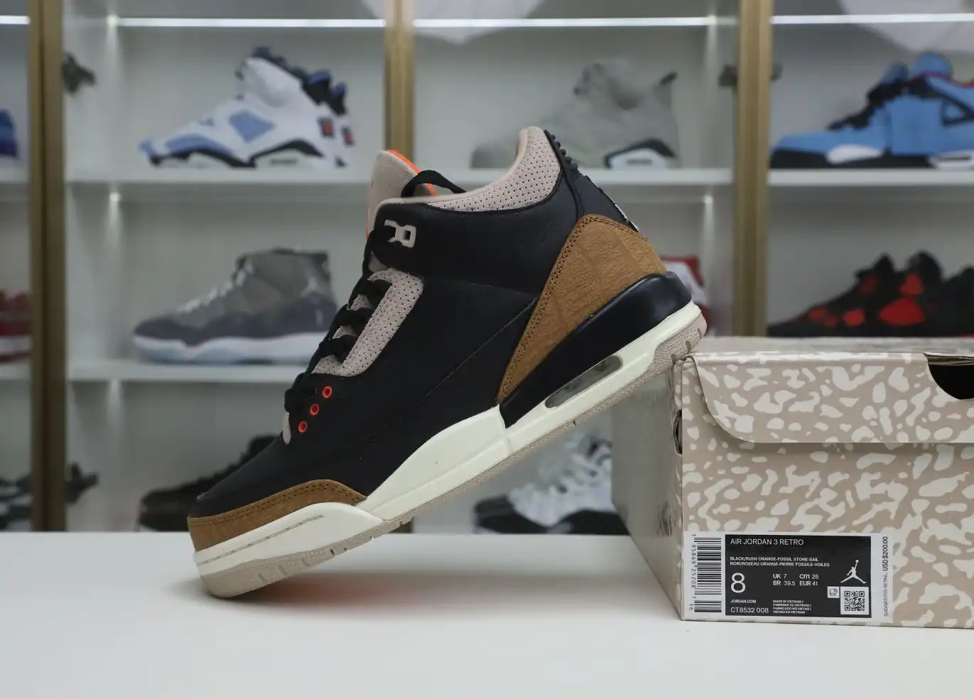 AIR JORDAN 3 DESERT CEMENT CT8532
