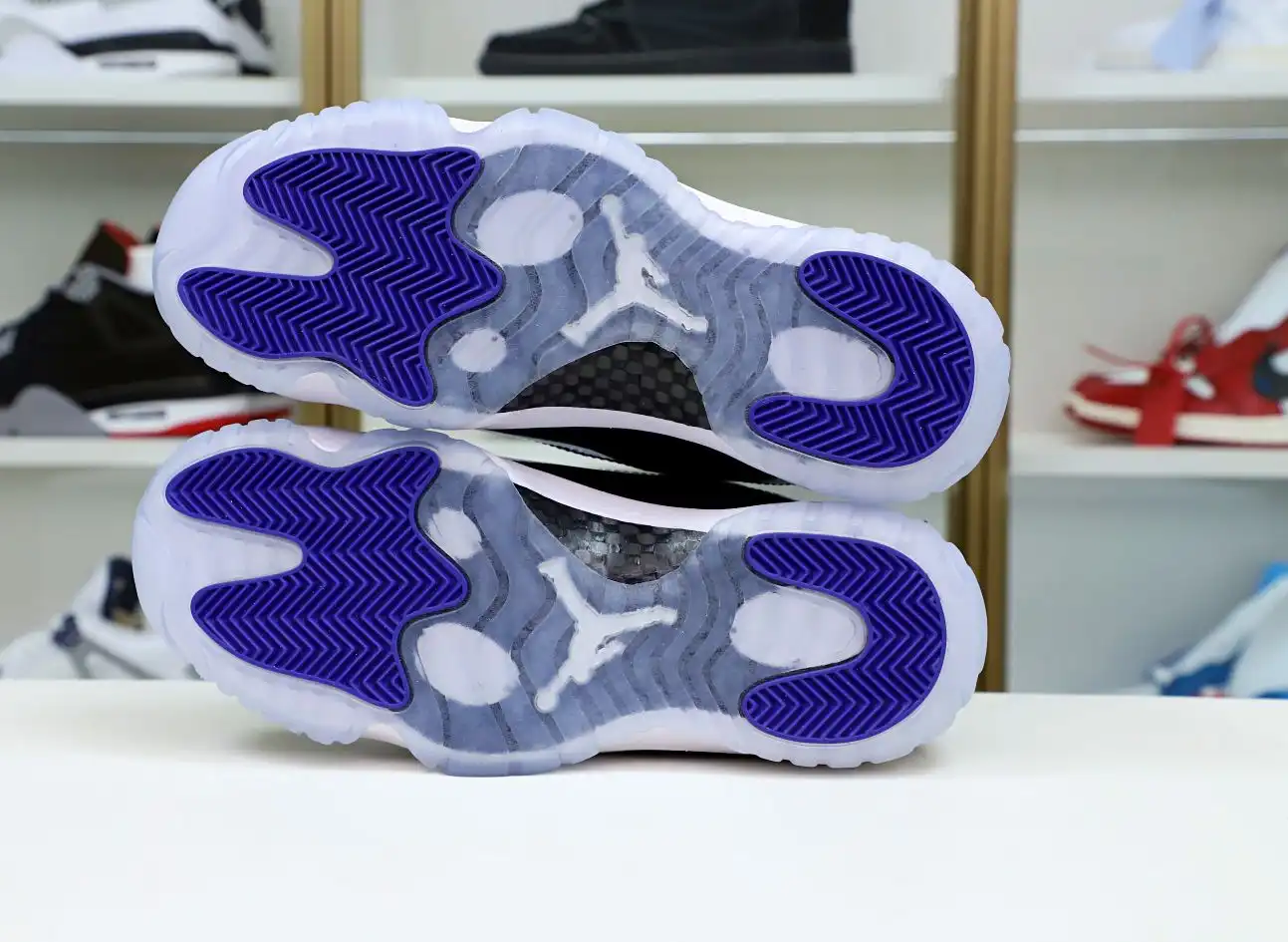 AIR JORDAN 11 RETRO 'CONCORD' 2018