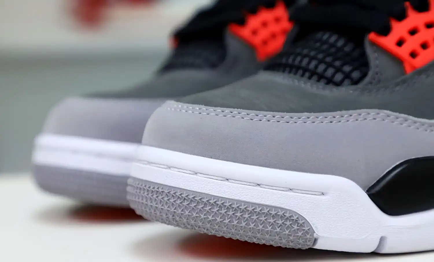 AIR JORDAN 4 INFRARED