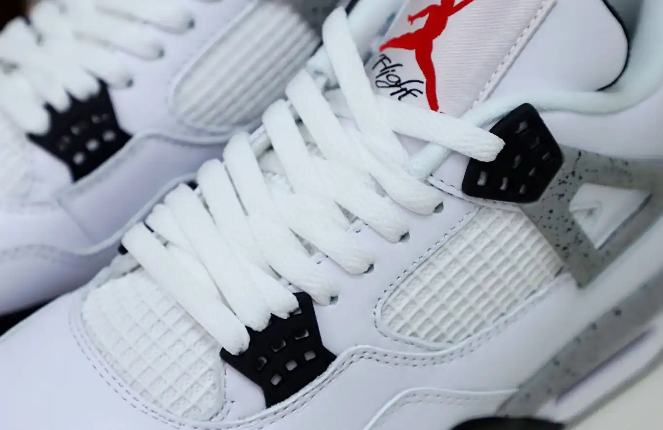 Air Jordan 4 Retro White Cement