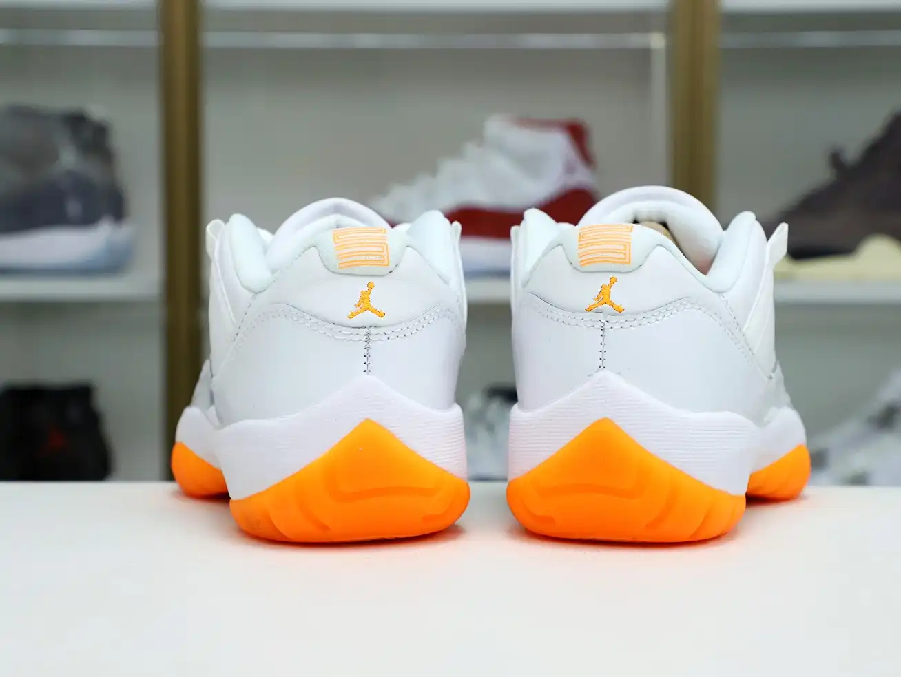 WMNS AIR JORDAN 11 RETRO LOW 'BRIGHT CITRUS'