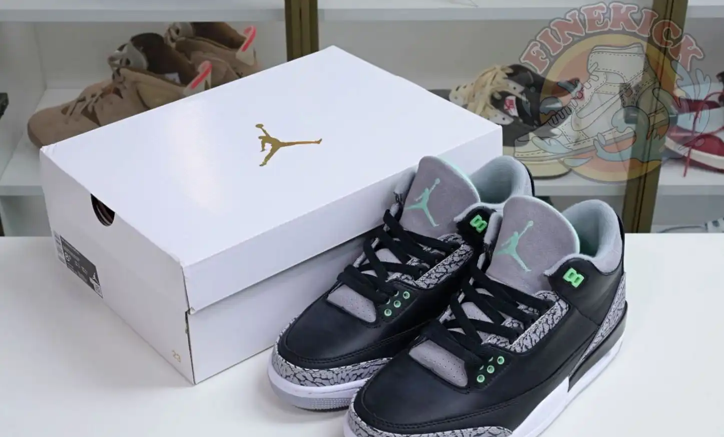 Air Jordan 3 Green Glow