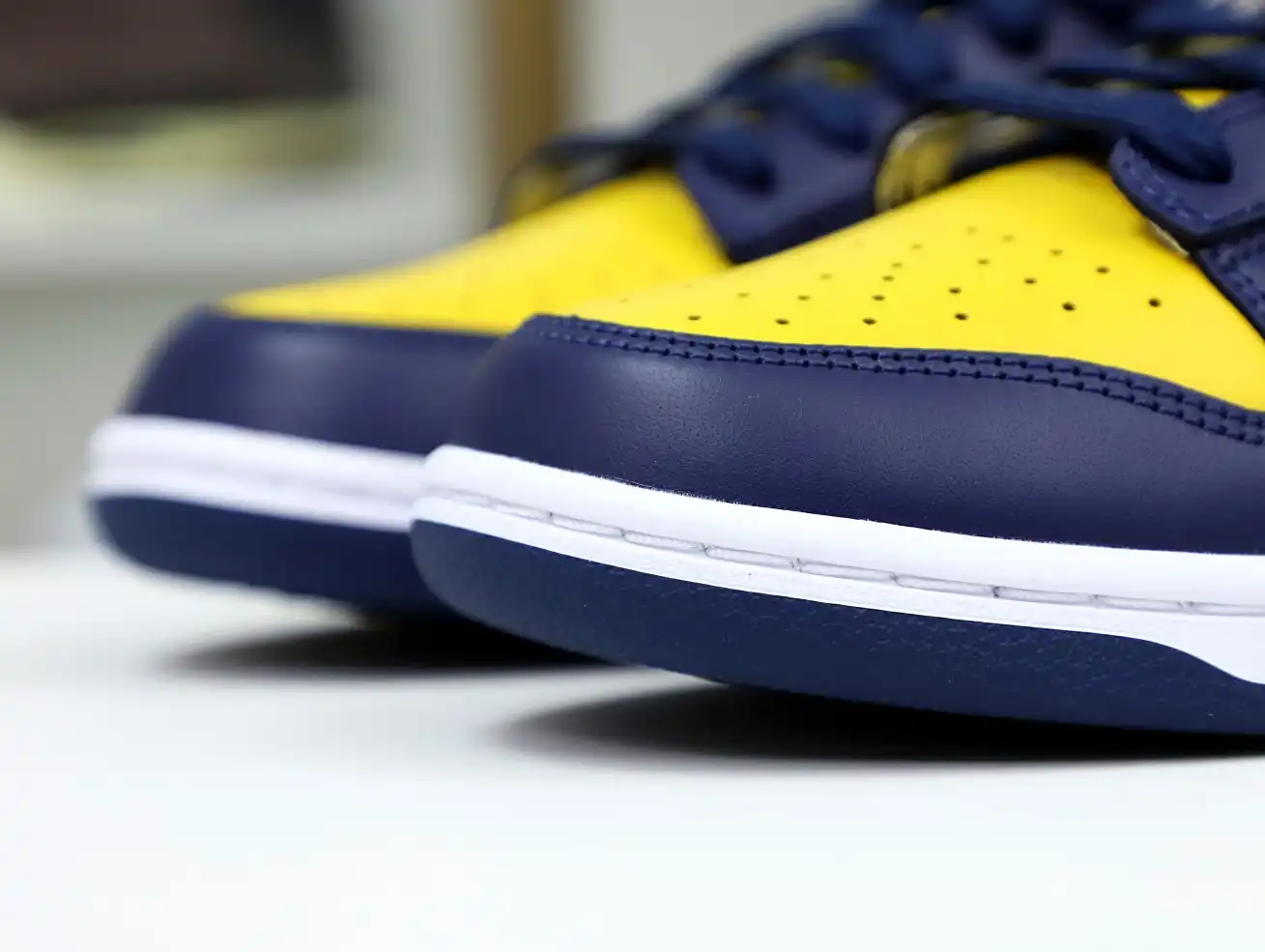 hype DUNK LOW 'MICHIGAN' 2021