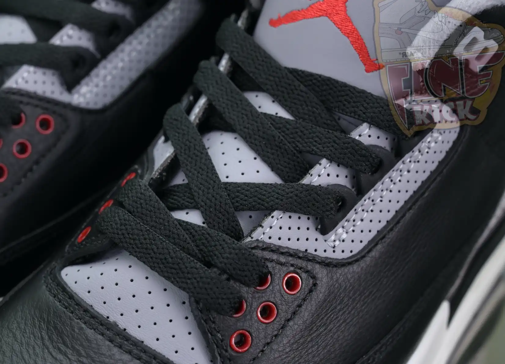 Air Jordan 3“Black Cement Reimagined”