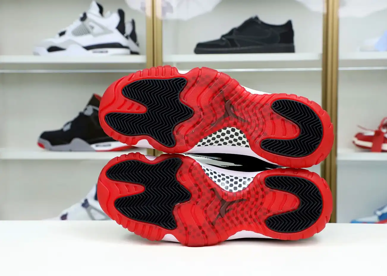AIR JORDAN 11 RETRO 'BRED' 2019