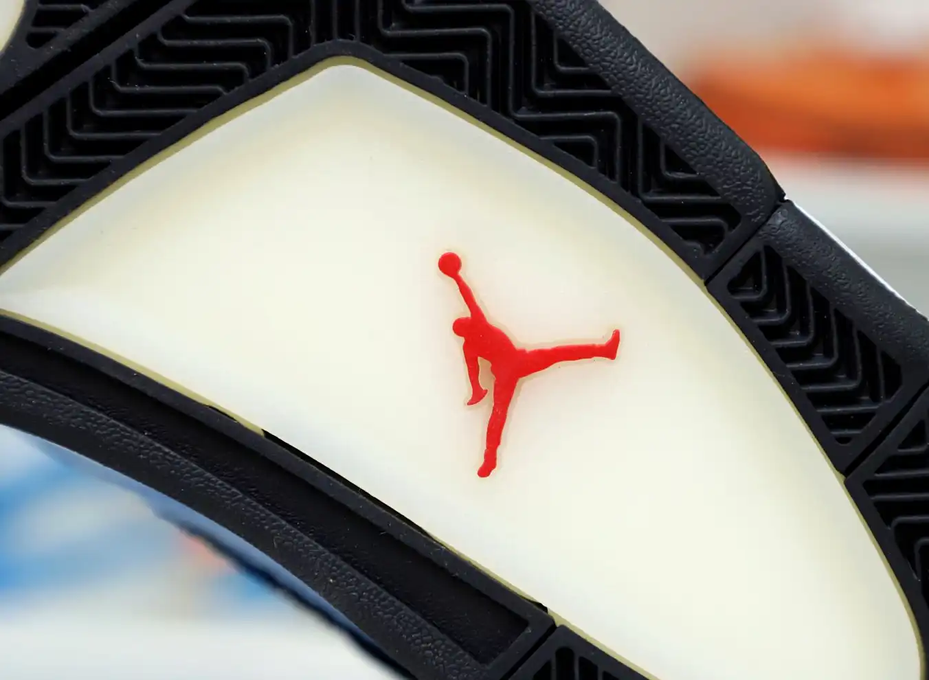 TRAVIS SCOTT X AIR JORDAN 4 RETRO 'CACTUS JACK' FRIENDS & FAMILY