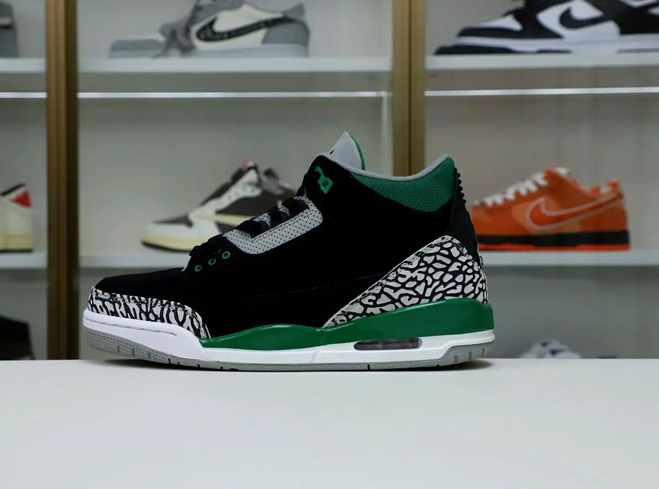 AIR JORDAN 3 PINE GREEN