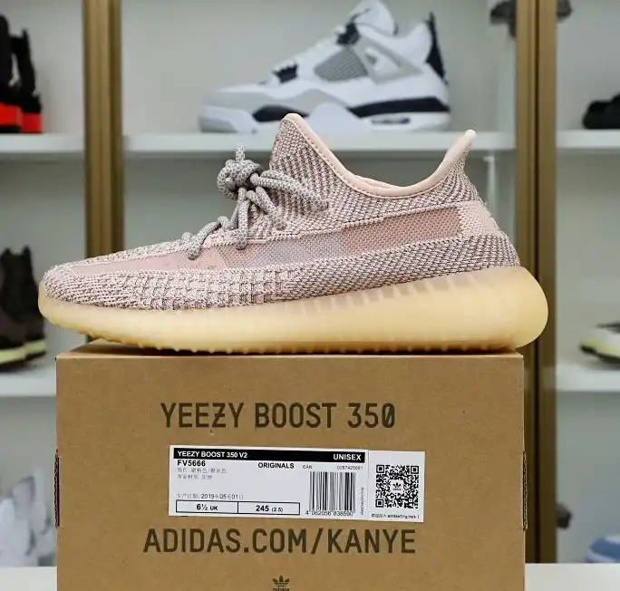 hype YEEZY BOOST 350 V2 'SYNTH REFLECTIVE'