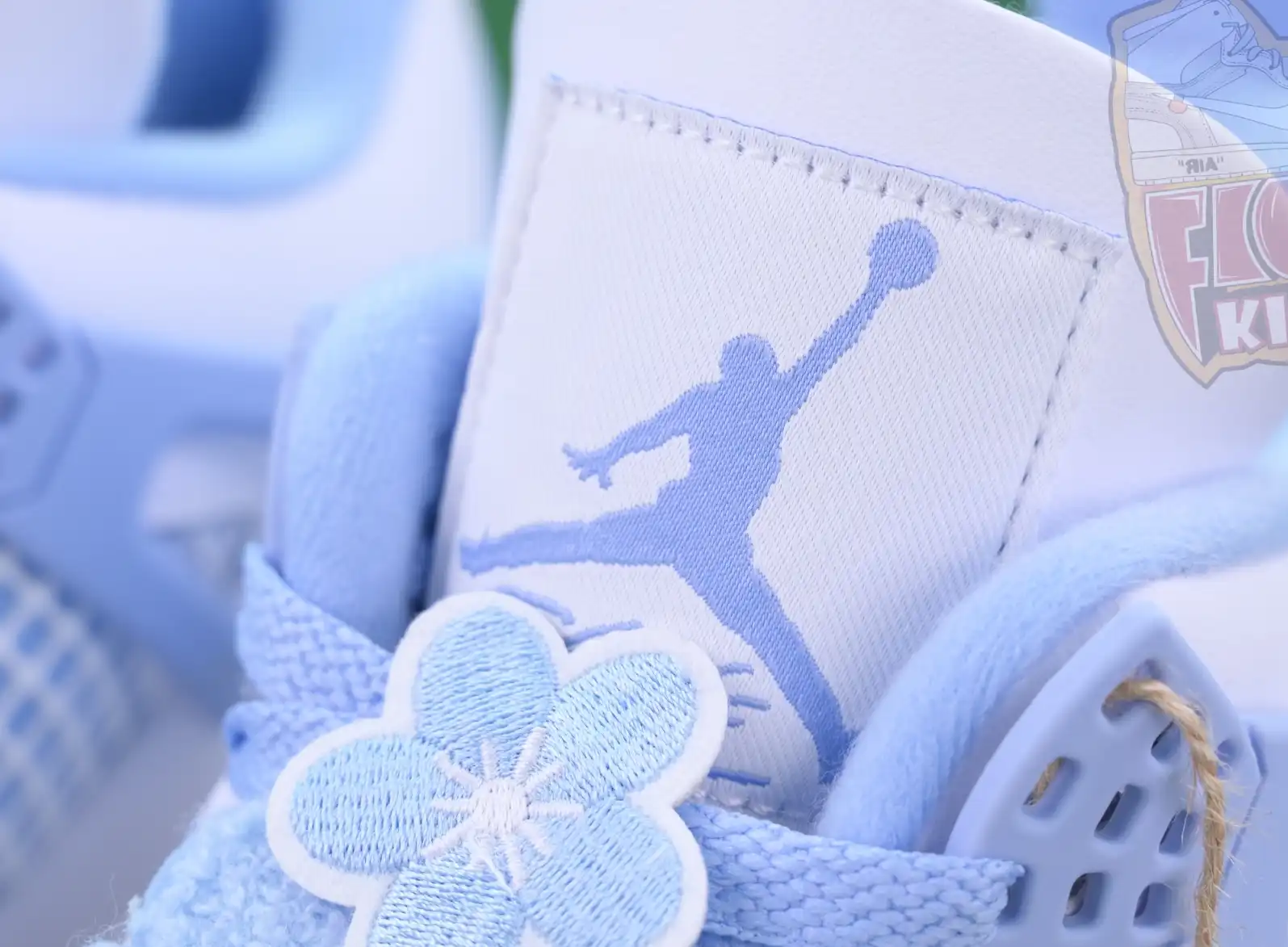Jordan Air Jordan 4“ALUMINUM”