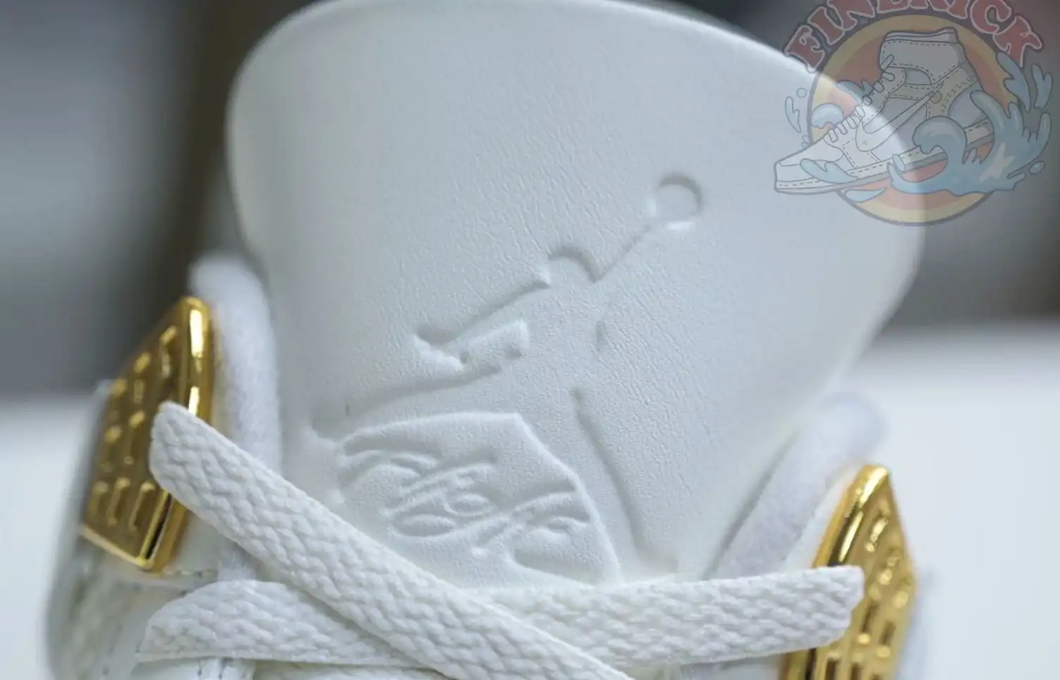 Air Jordan 4