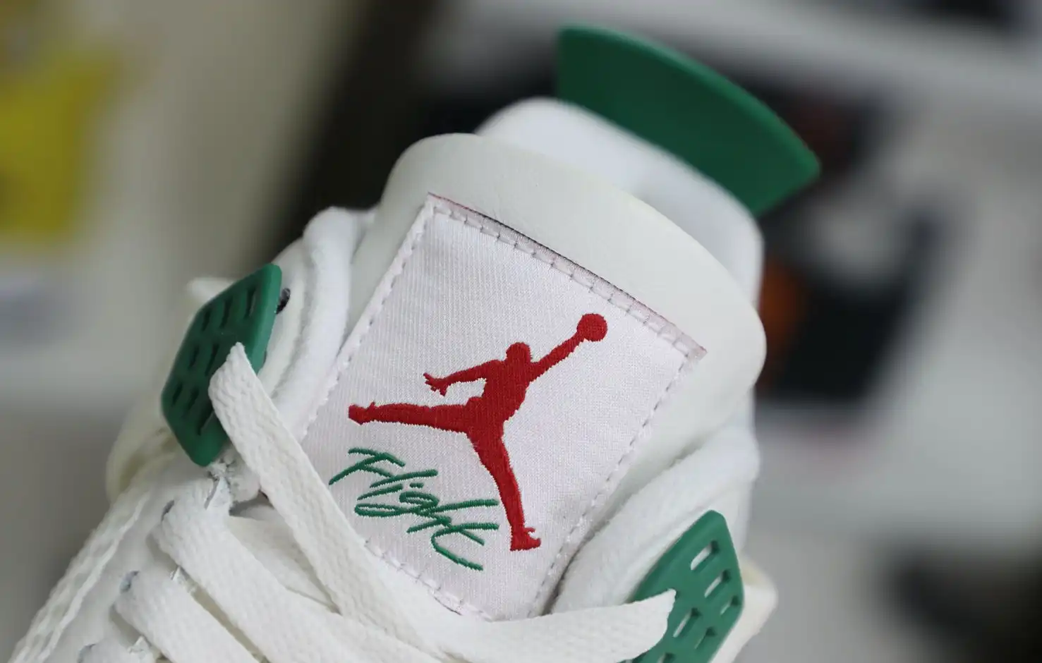 NIKE SB X AIR JORDAN 4 RETRO 'PINE GREEN'