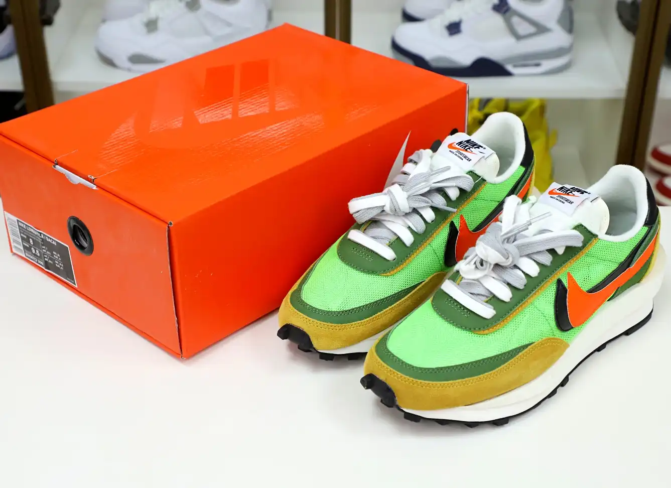 hype SACAI X LDWAFFLE 'GREEN GUSTO'