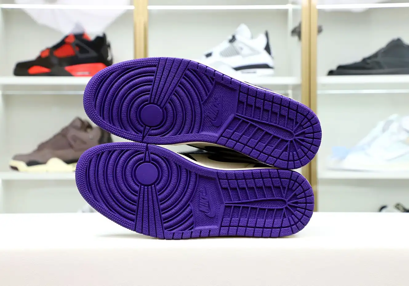 Air Jordan 1