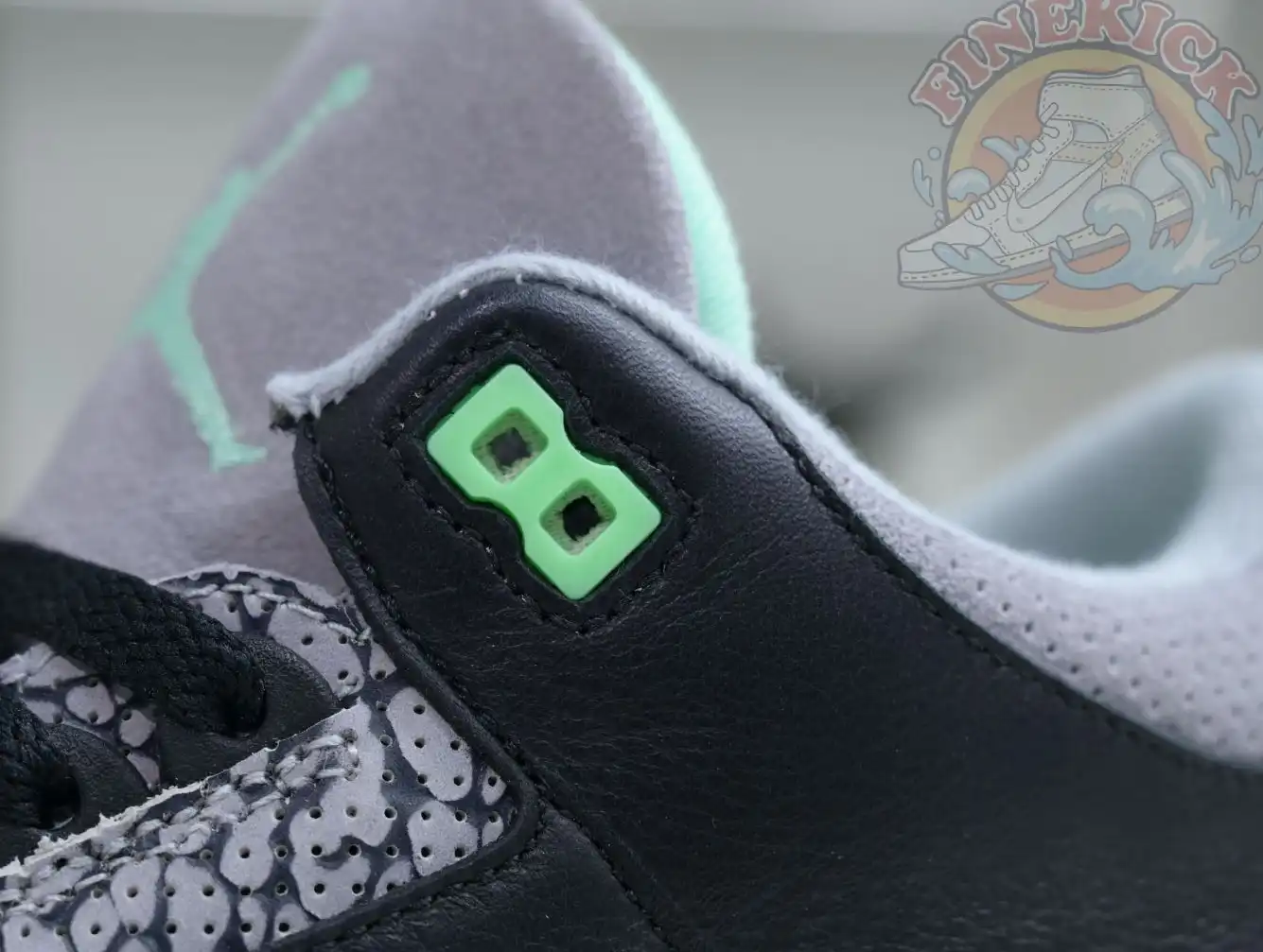 Air Jordan 3 Green Glow
