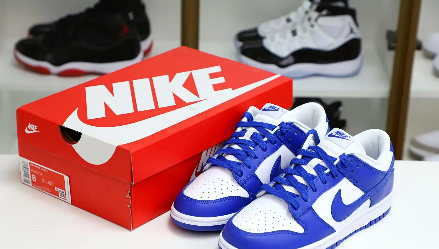 hype Nike Dunk Low  Kentucky