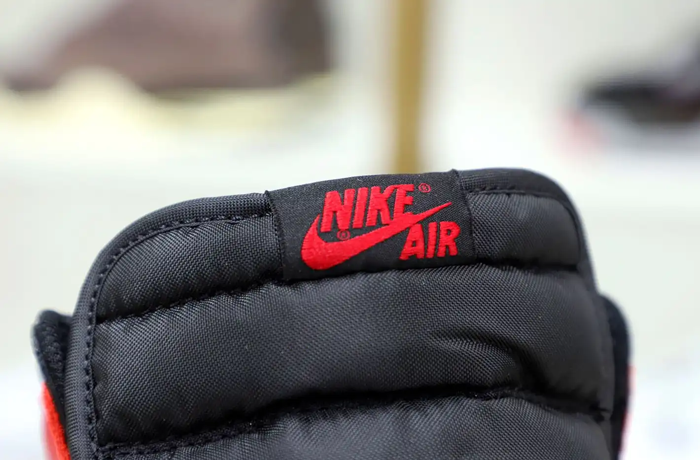 AIR JORDAN 1 RETRO HIGH OG 'BRED TOE'