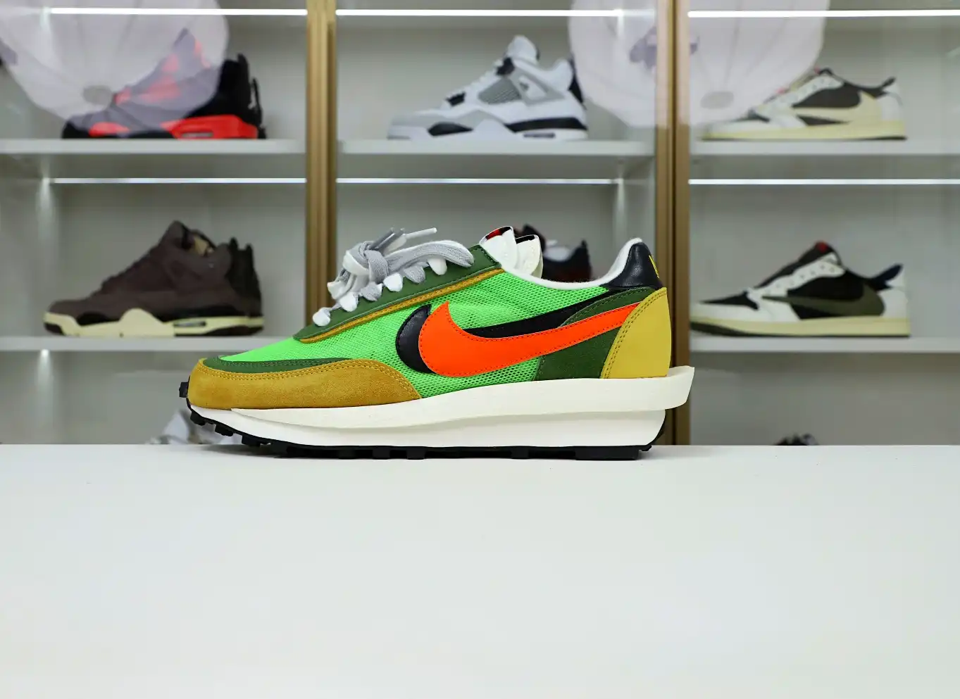 hype SACAI X LDWAFFLE 'GREEN GUSTO'