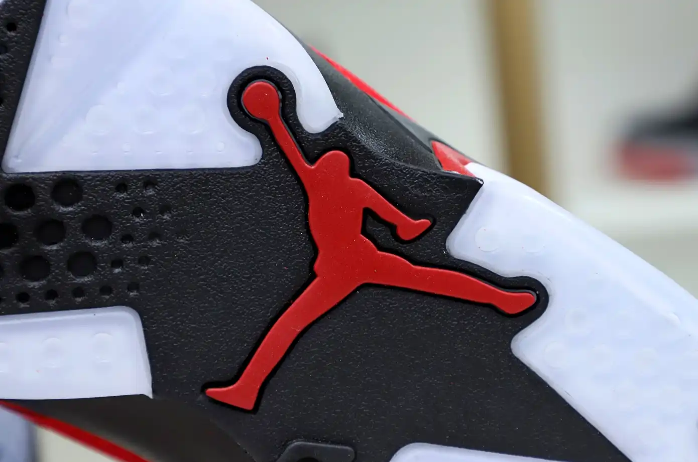 Air Jordan 6 Retro 