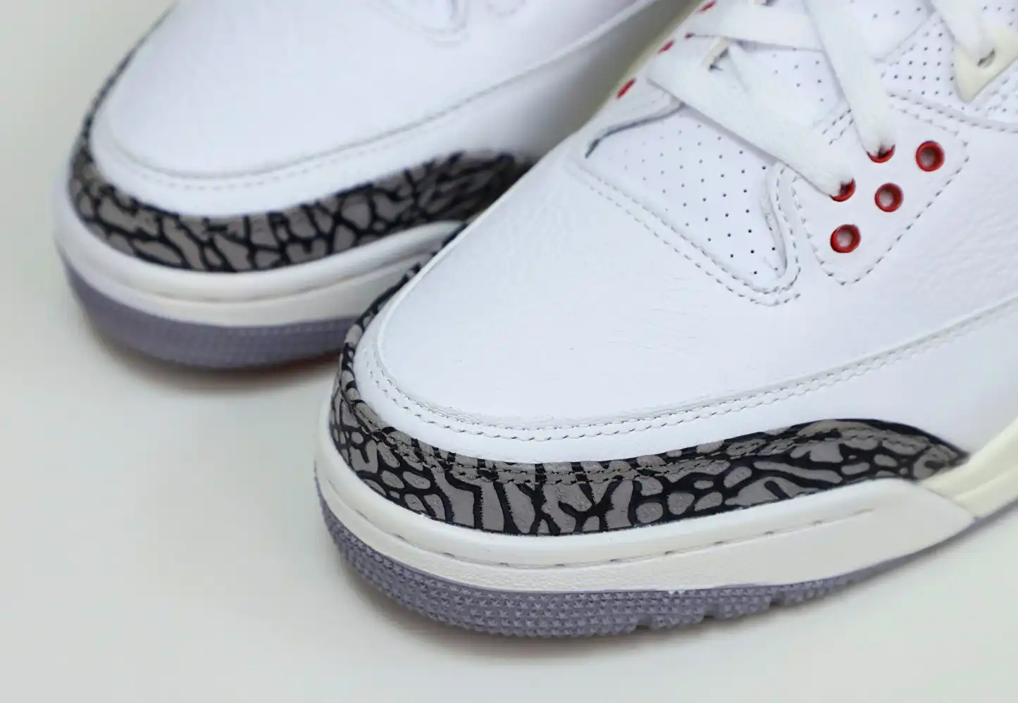 AIR JORDAN 3 