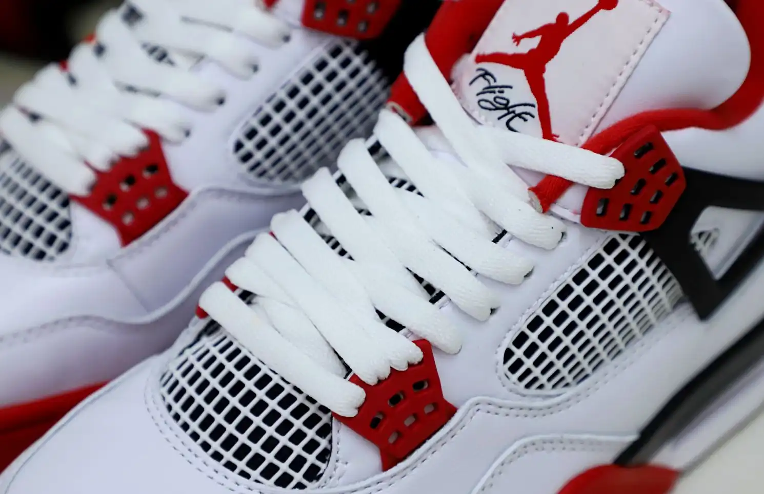AIR JORDAN 4 RETRO 'FIRE RED' 2012