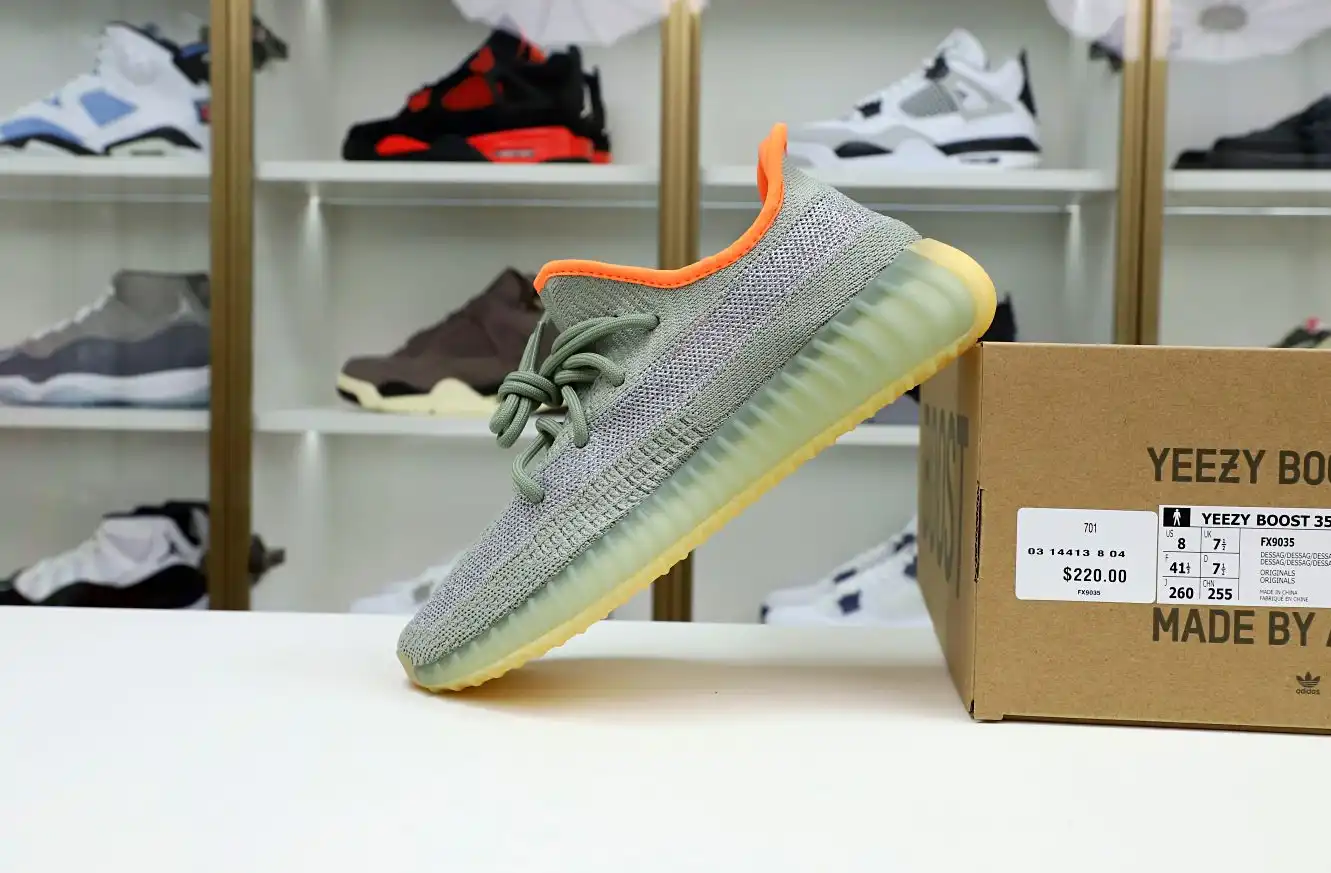 hype YEEZY BOOST 350 V2 'DESERT SAGE'