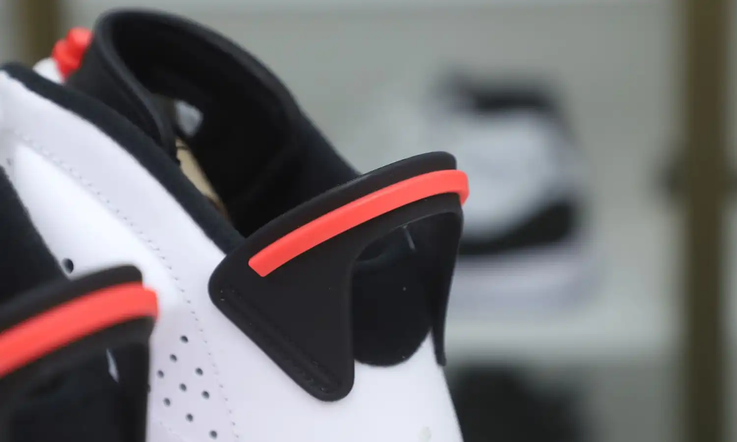 Air Jordan 6 Retroinfrared White