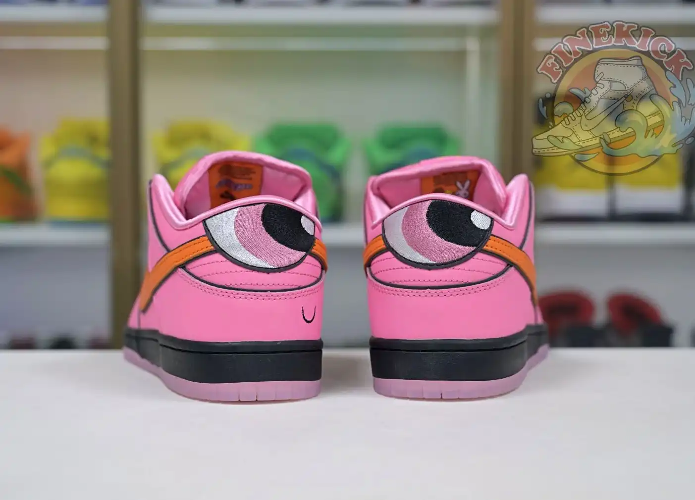 hype The Powerpuff Girls x Nike Dunk SB Low