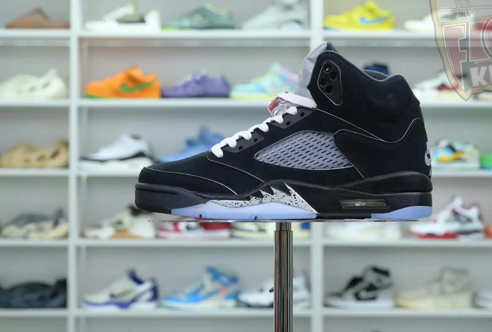 Jordan Air Jordan 5“BLACK METALLIC REIMAGINED”
