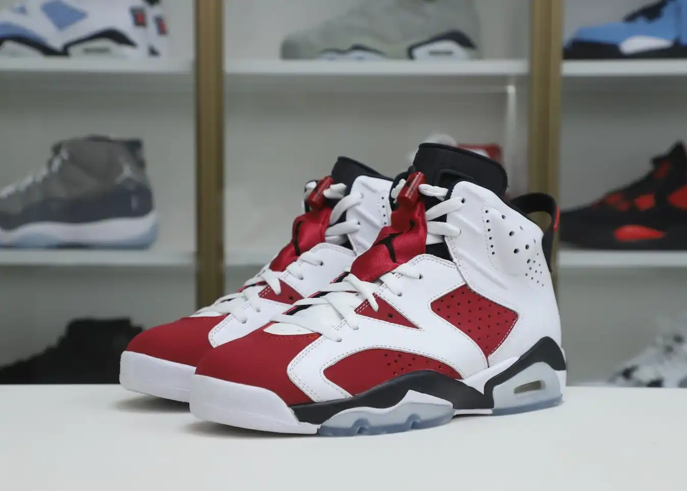 AIR JORDAN 6 RETRO OG 'CARMINE' 2021