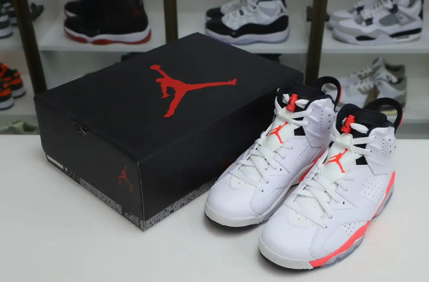 Air Jordan 6 Retroinfrared White