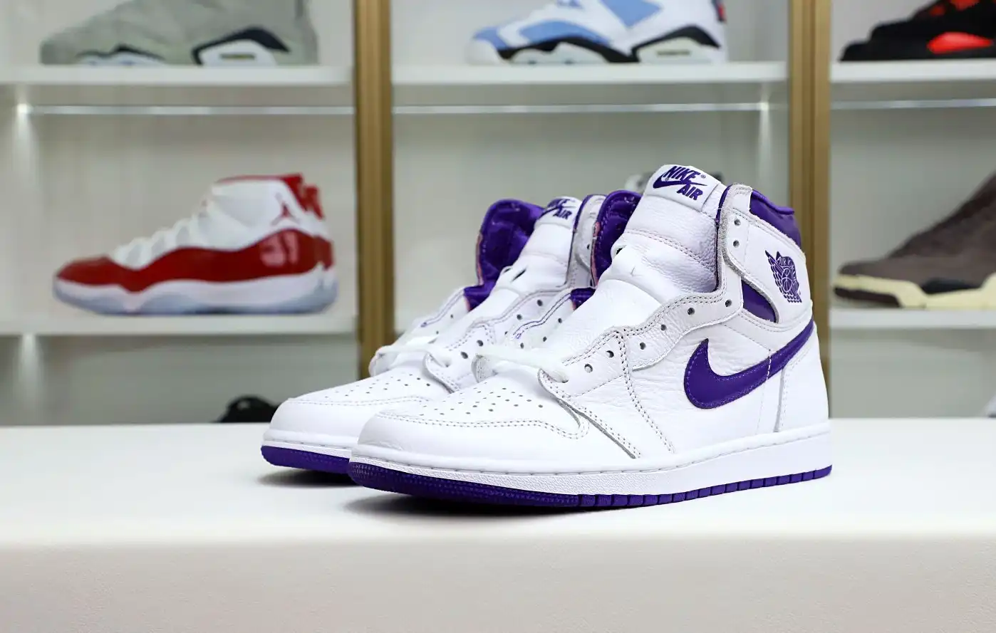 Air Jordan 1 High OG Court Purple
