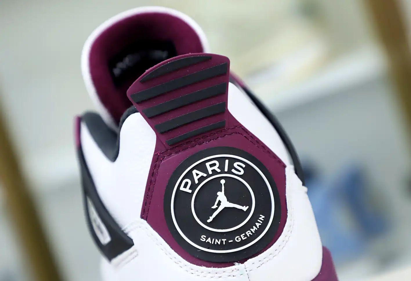 AIR JORDAN PARIS SAINT-GERMAIN X AIR JORDAN 4 RETRO 'BORDEAUX'