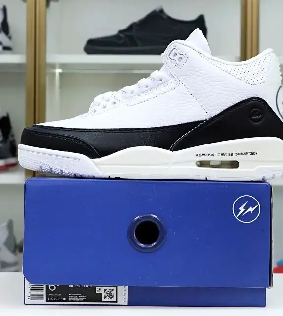 FRAGMENT DESIGN X AIR JORDAN 3 RETRO SP 'WHITE'