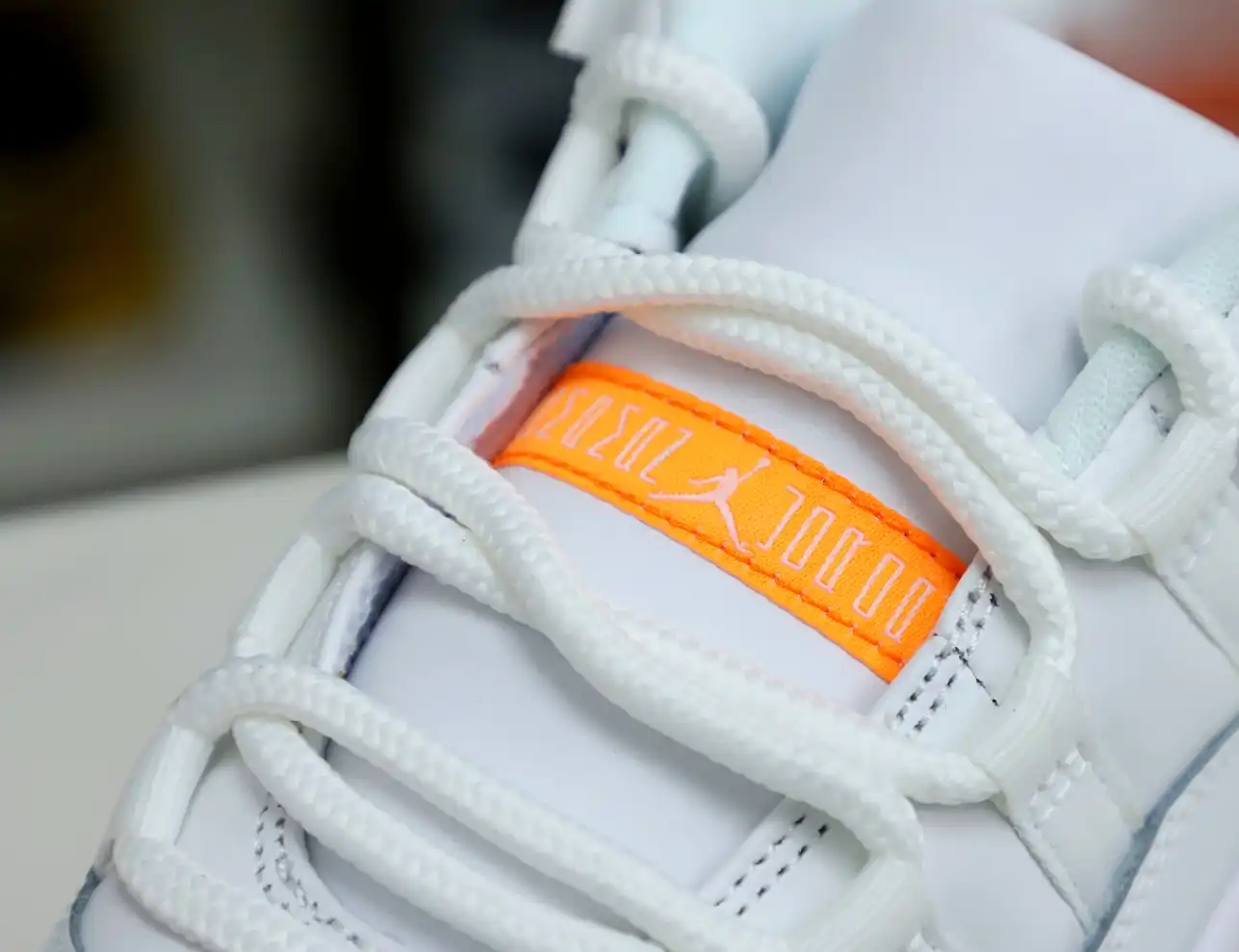 WMNS AIR JORDAN 11 RETRO LOW 'BRIGHT CITRUS'