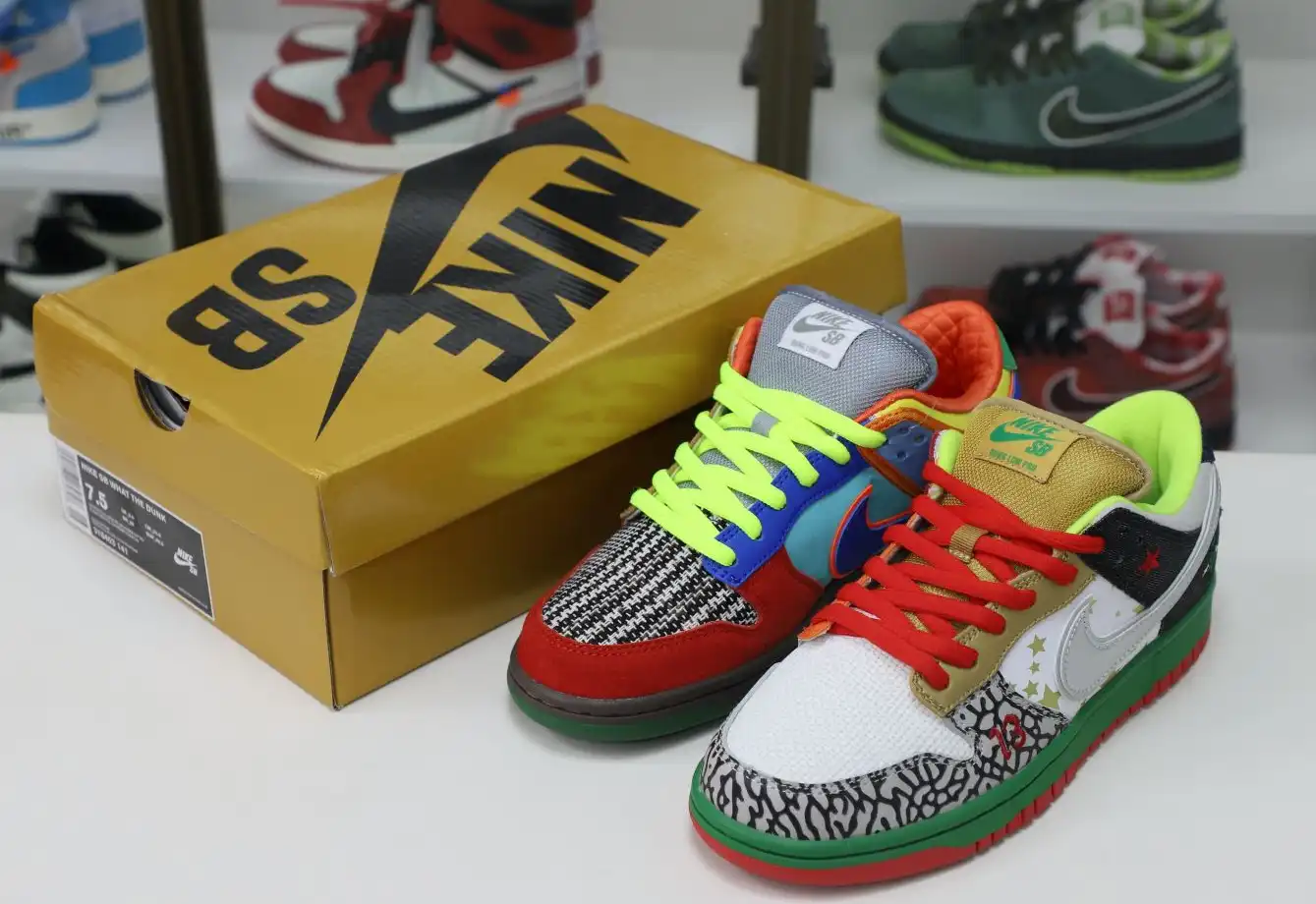 hype Nike Dunk SB Lowwhat the dunk