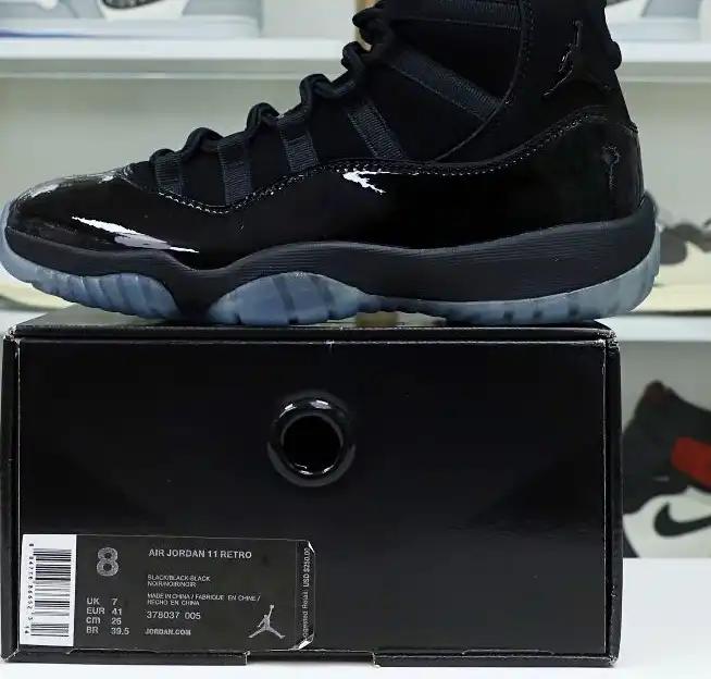 AIR JORDAN 11 RETRO 'CAP AND GOWN'